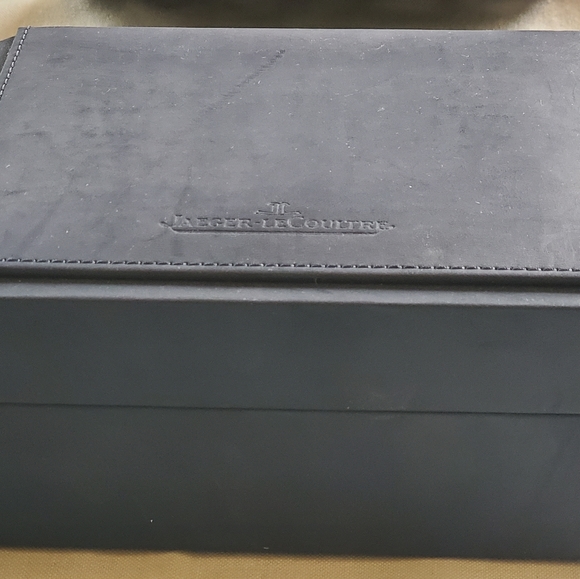 Jaeger-LeCoultre Reverso Watch - Picture 5 of 16